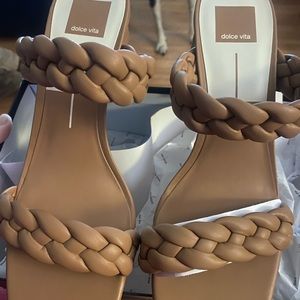 Dolce Vita Paily Wide Heels